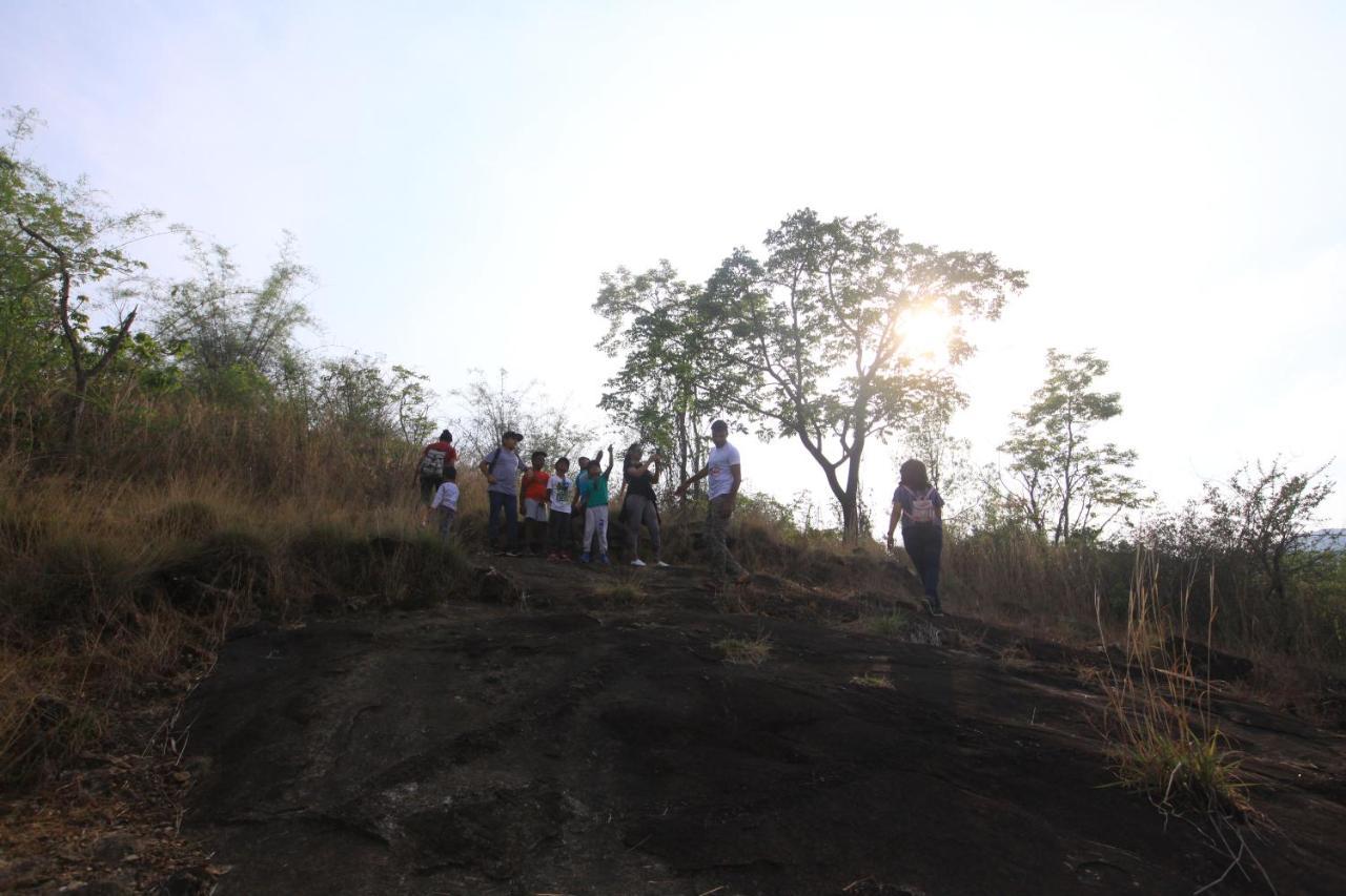 Eagle Eye Resorts Sangameswarpet Buitenkant foto