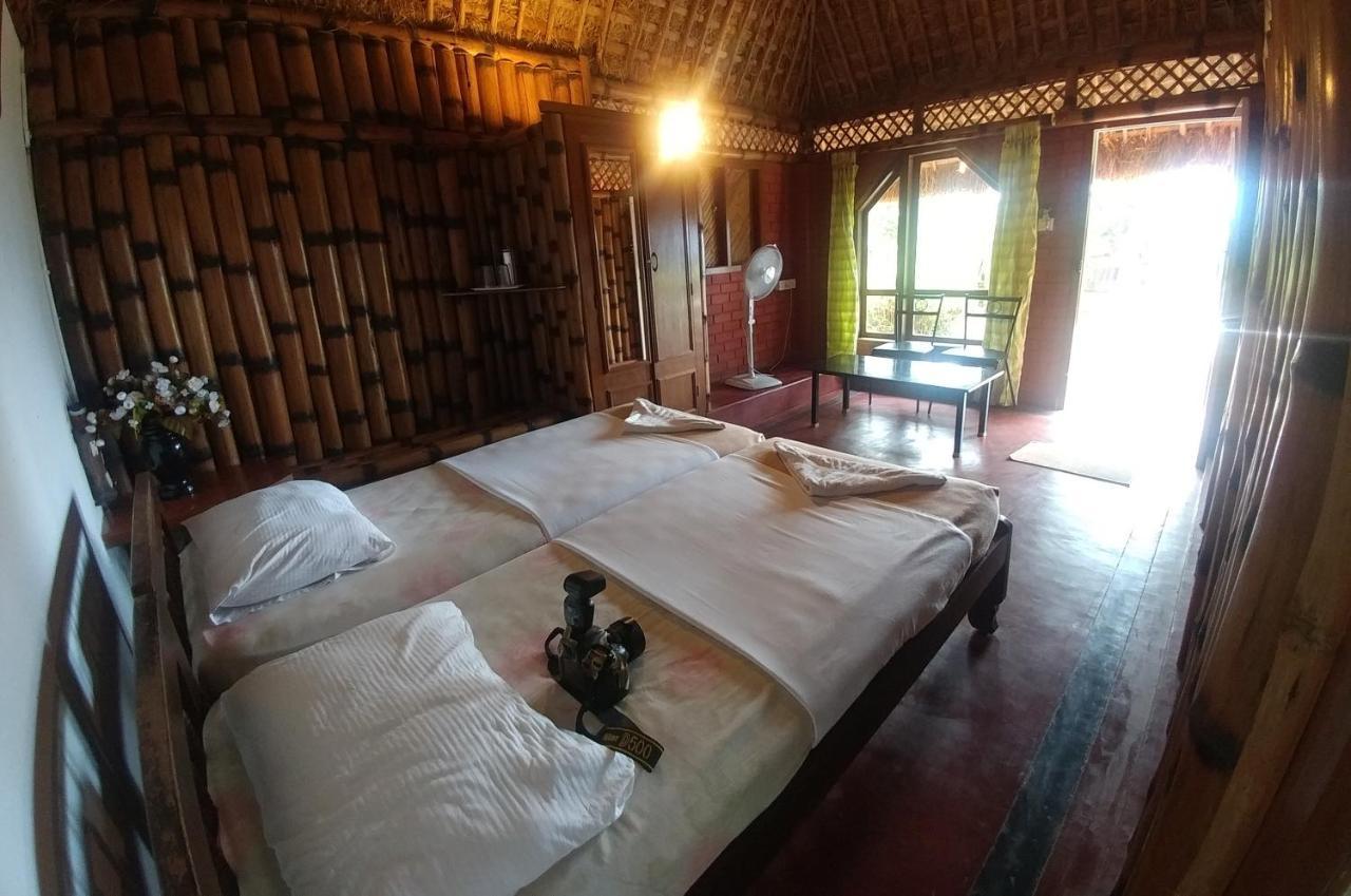 Eagle Eye Resorts Sangameswarpet Buitenkant foto
