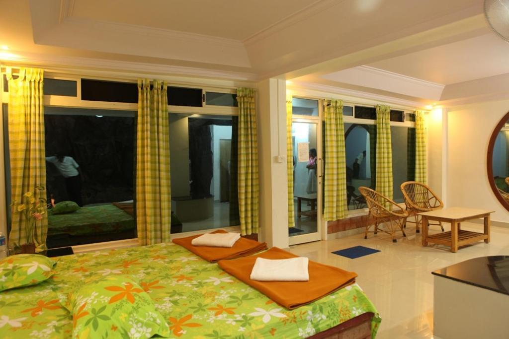 Eagle Eye Resorts Sangameswarpet Buitenkant foto