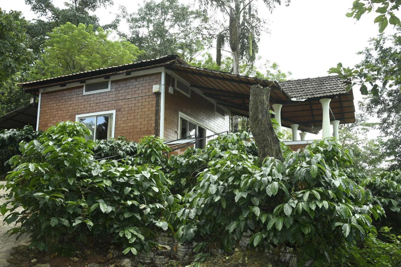 Eagle Eye Resorts Sangameswarpet Buitenkant foto