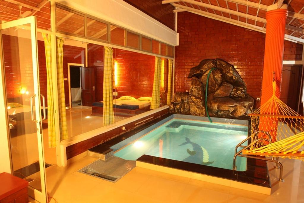 Eagle Eye Resorts Sangameswarpet Buitenkant foto